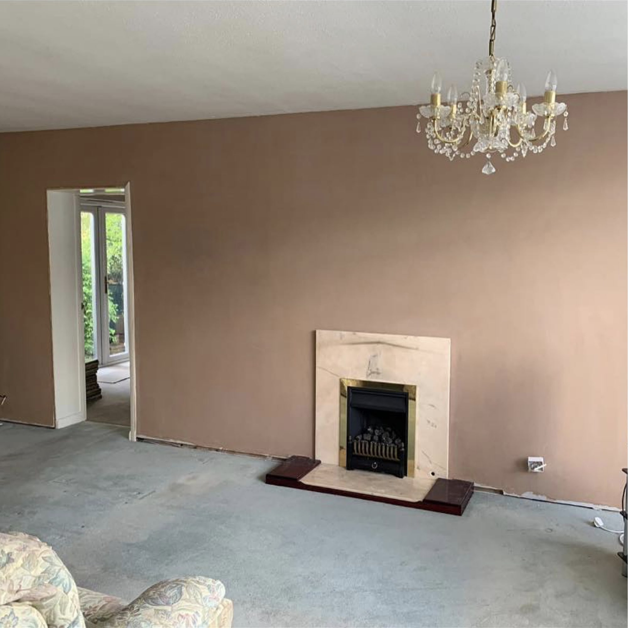 Lounge with fireplace